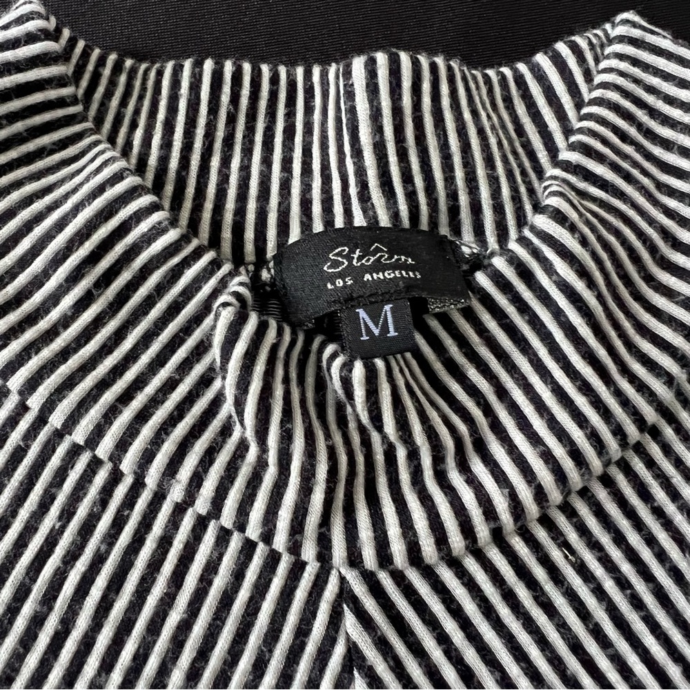 Women’s Striped Sleeveless Storm LA Top M - Picture 3 of 7